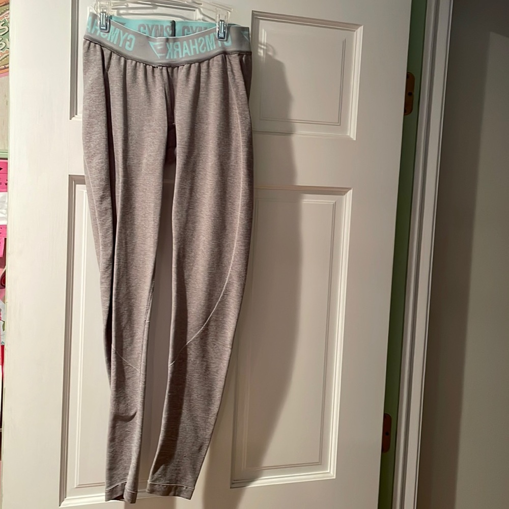 NEW! Gymshark Women’s leggings - size S